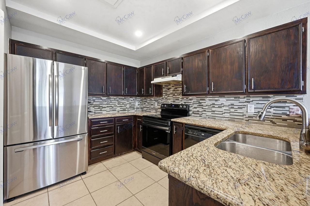 2409 Sendero Trl - Photo 6 of 18