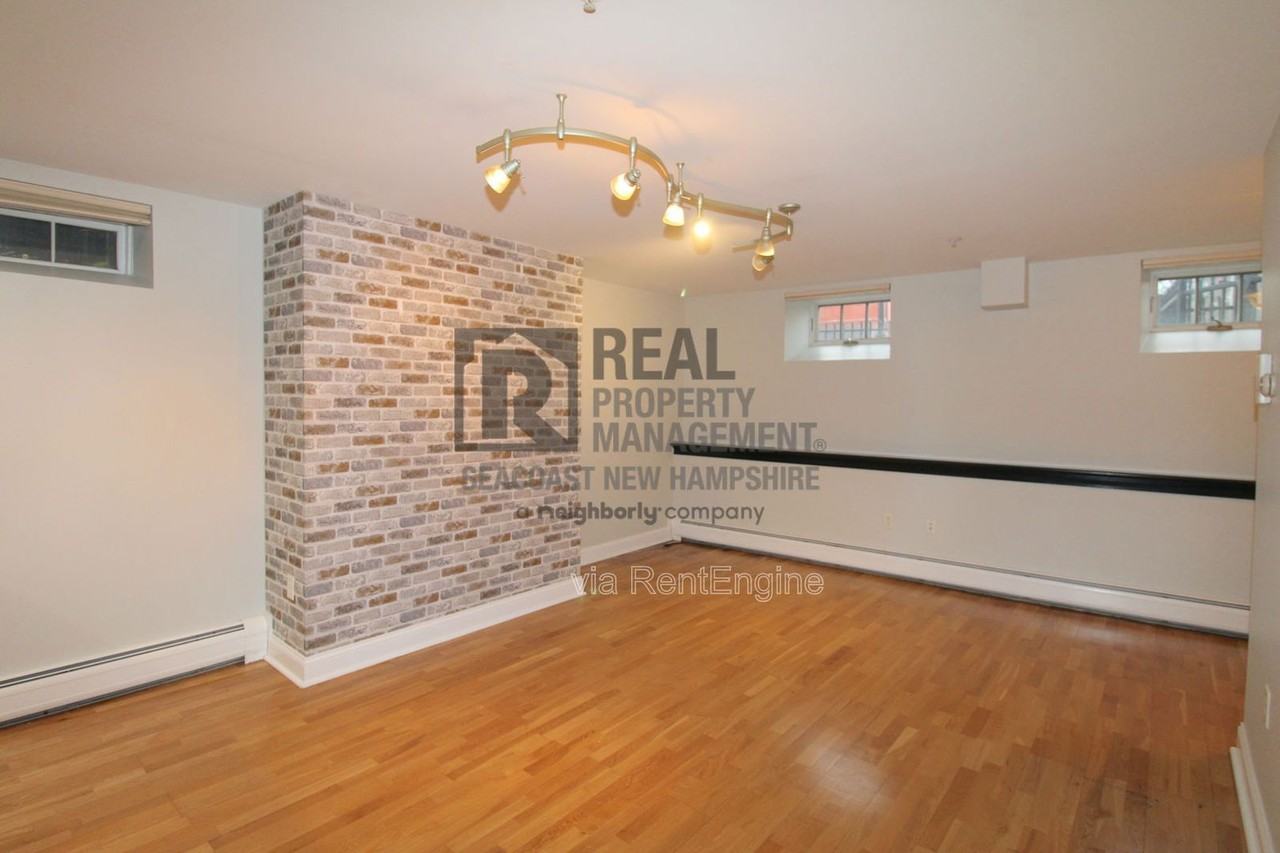 159 State St #1A - Photo 6 of 18