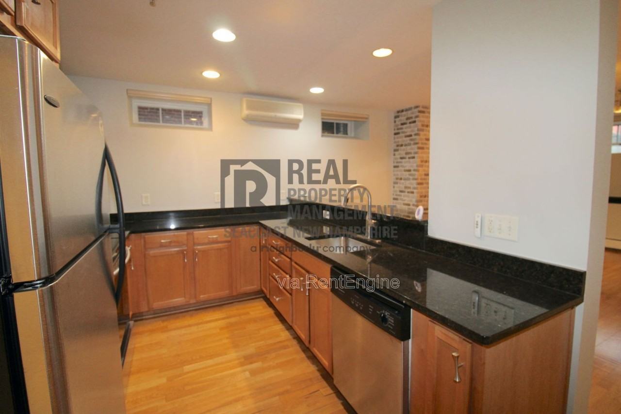 159 State St #1A - Photo 7 of 18