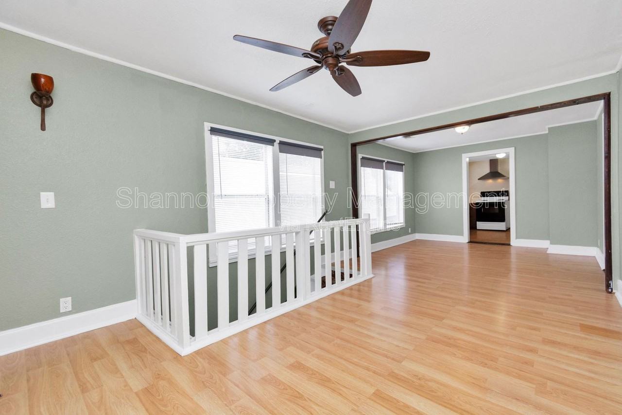 2202 Kane St #B - Photo 5 of 22