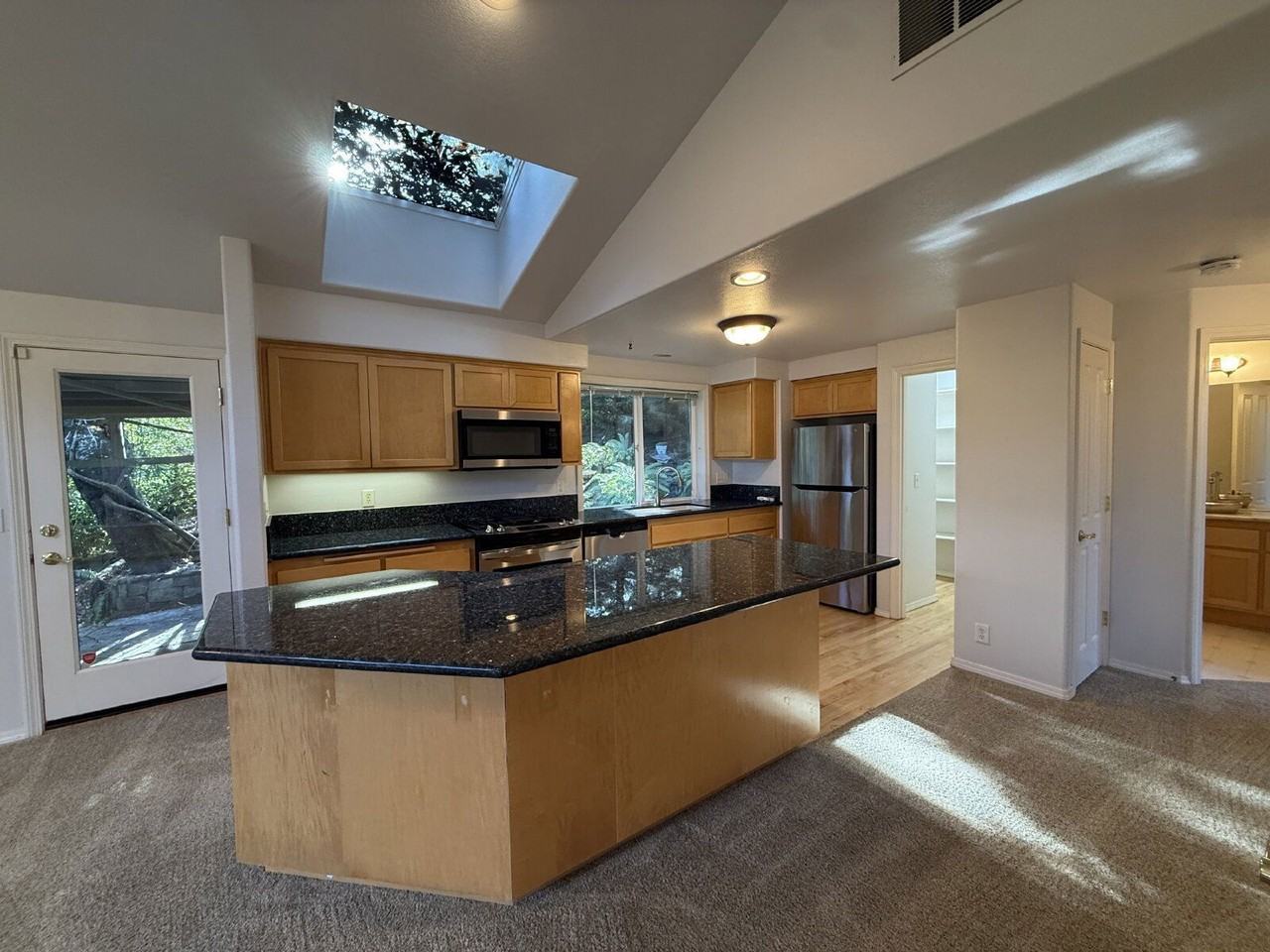 3834 Brighton Ave - Photo 7 of 30