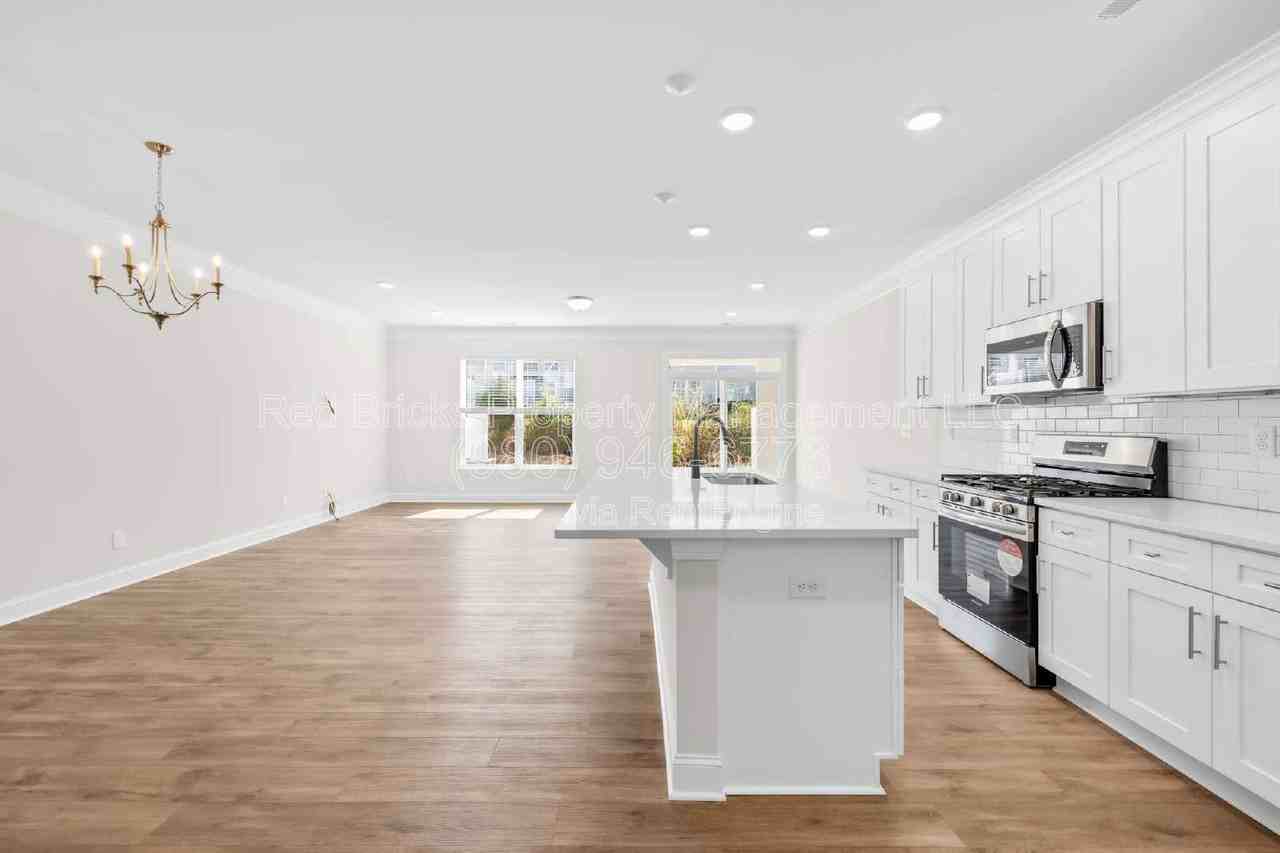 4107 Black Ct - Photo 3 of 25