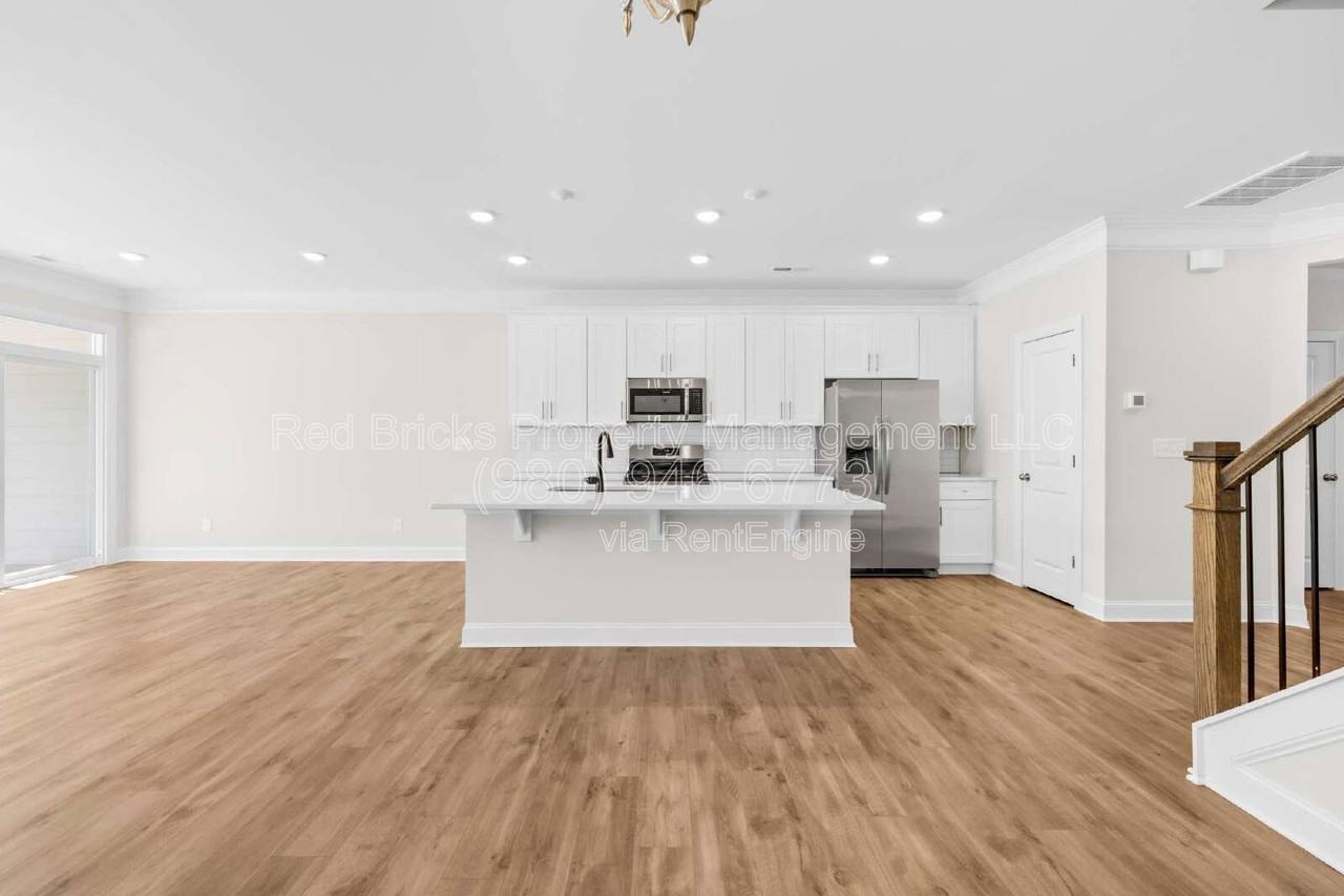 4107 Black Ct - Photo 5 of 25