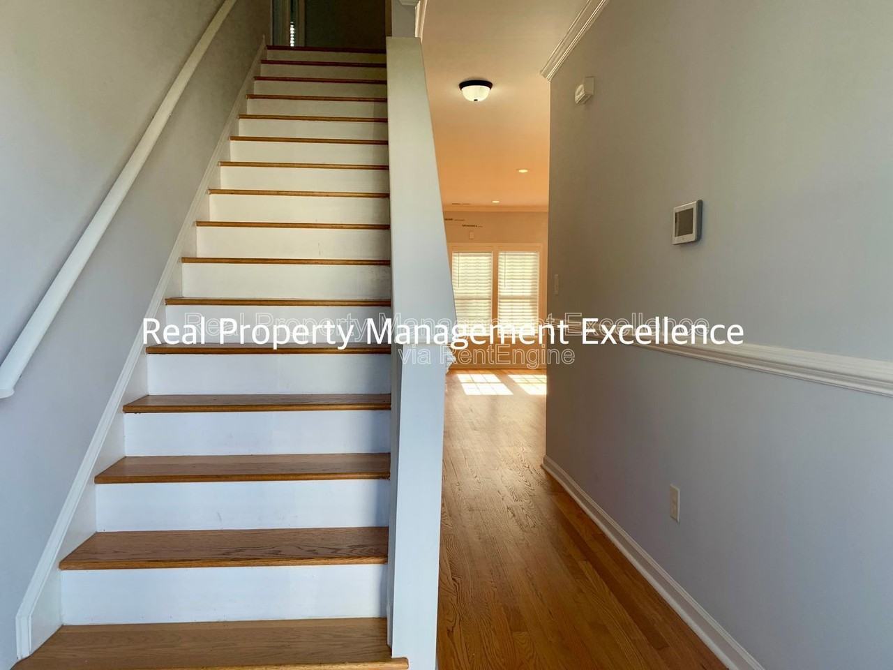 110 Caribbean Ct - Photo 2 of 31