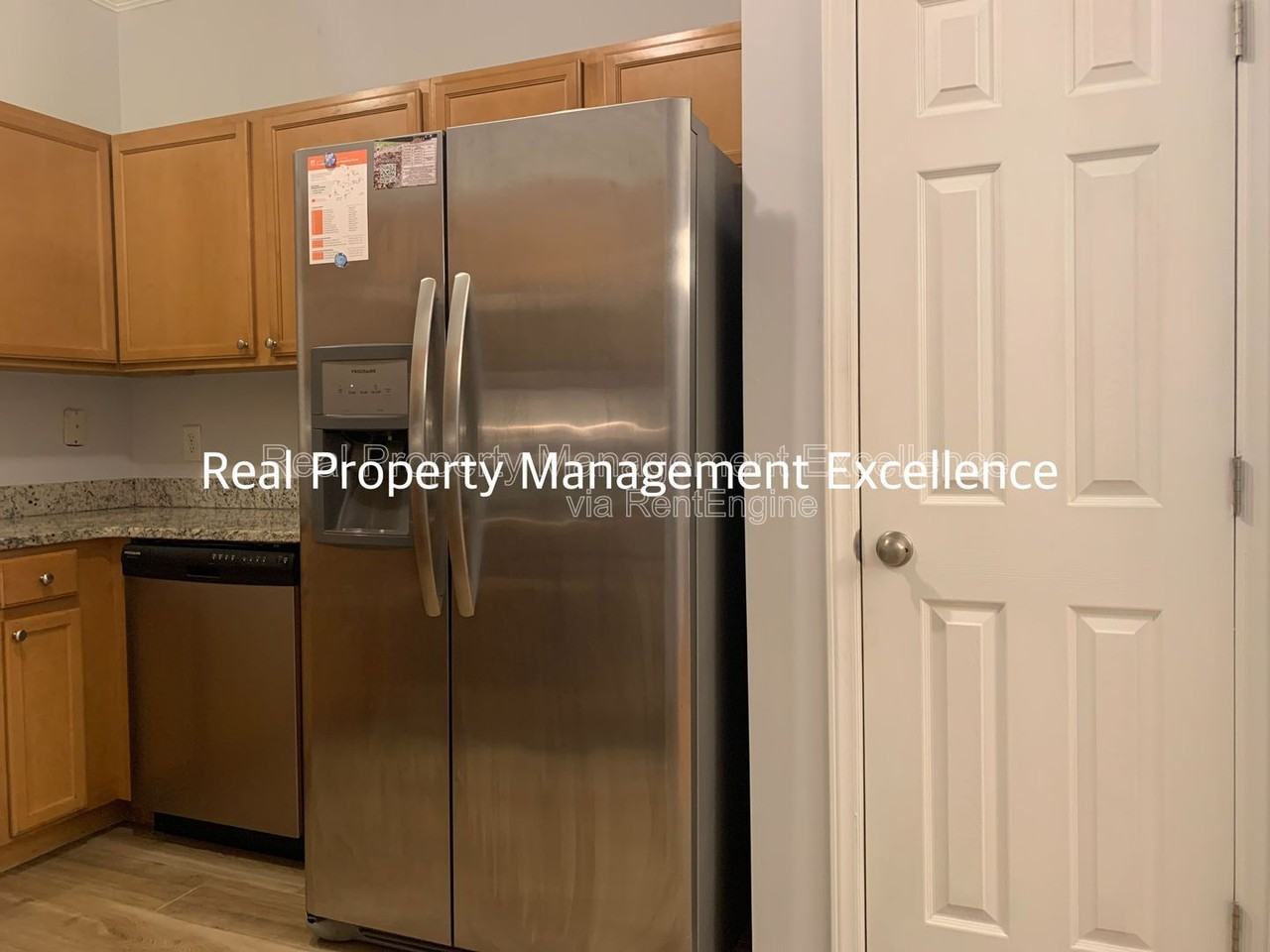 110 Caribbean Ct - Photo 6 of 31