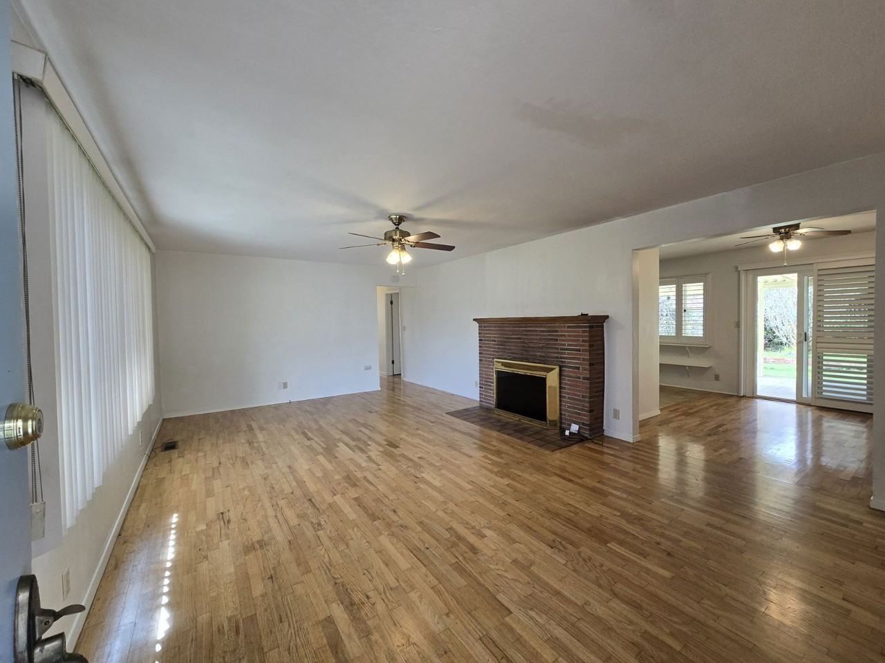 1844 Nw Keasey St - Photo 3 of 20