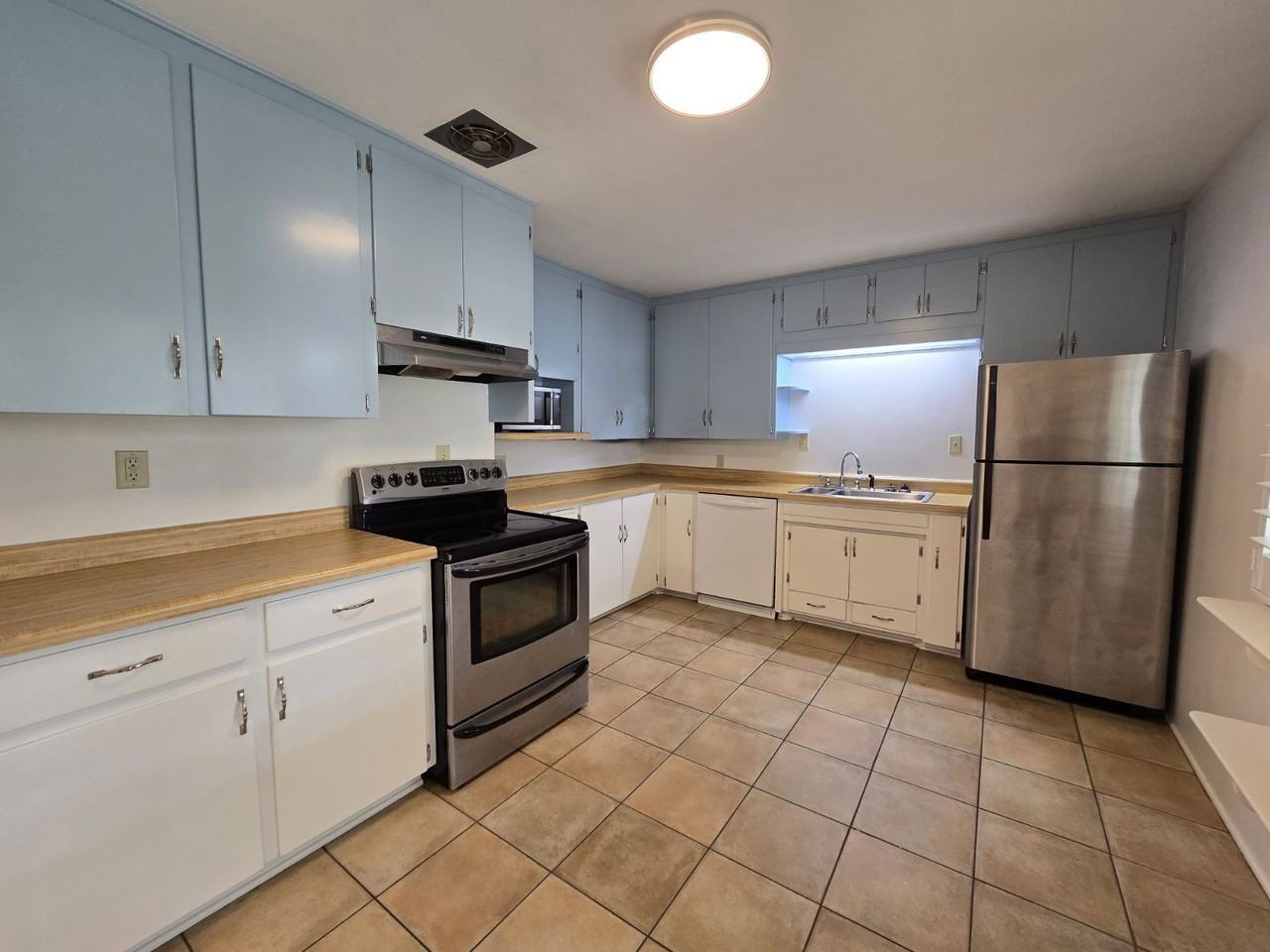 1844 Nw Keasey St - Photo 6 of 20