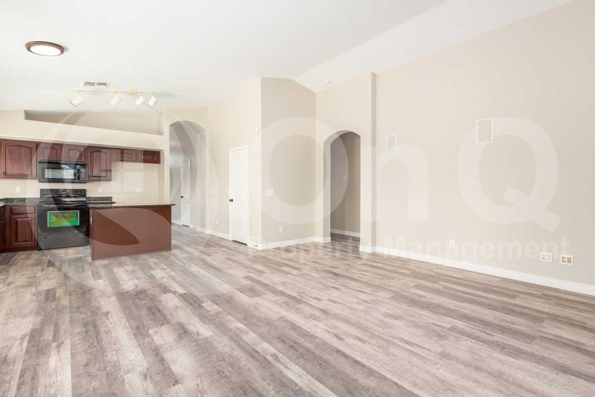 3917 E Tanzanite Ln - Photo 5 of 22