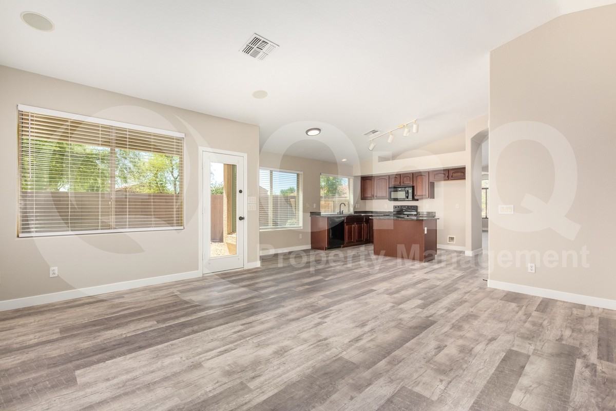 3917 E Tanzanite Ln - Photo 6 of 22