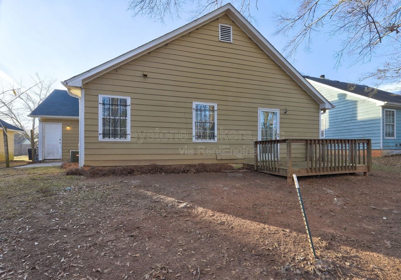 103 Wedgewood Walk - Photo 2 of 8