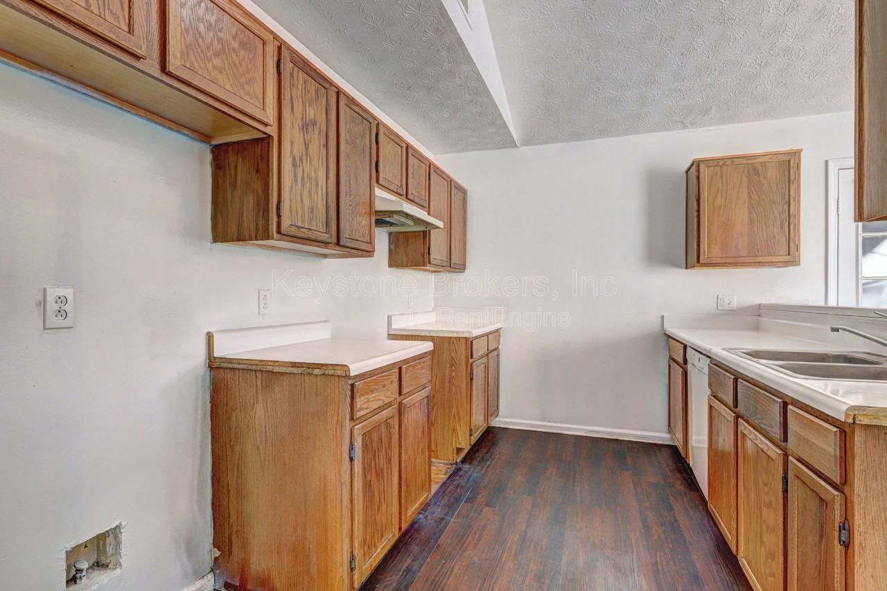 103 Wedgewood Walk - Photo 5 of 8