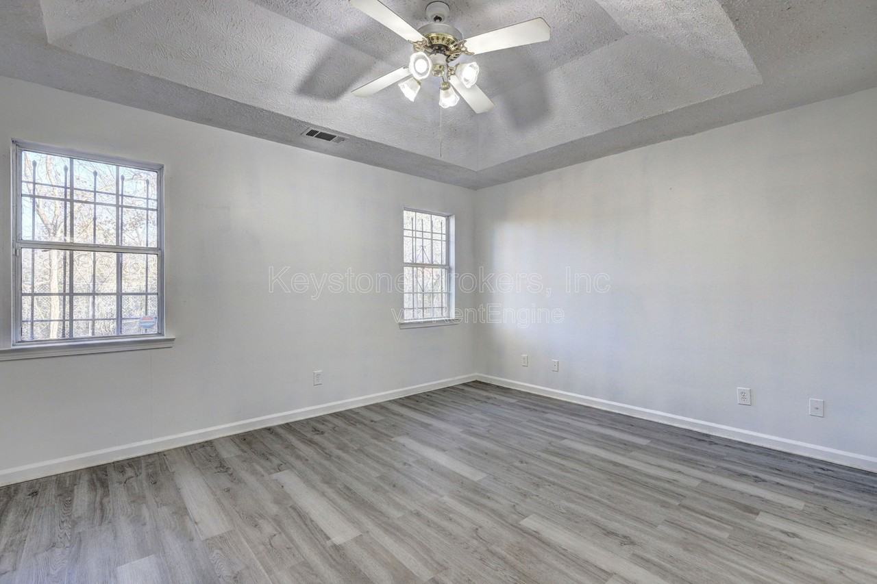 103 Wedgewood Walk - Photo 7 of 8