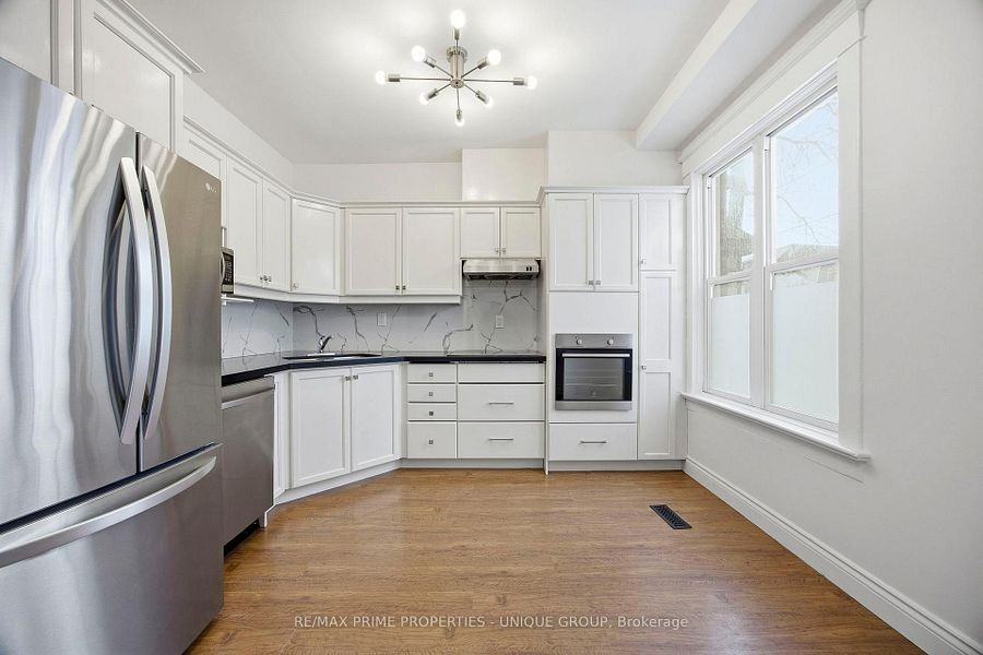 589 Logan Avenue #Main - Photo 3 of 14