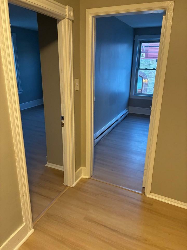 18 Pine St #20B - Photo 2 of 11