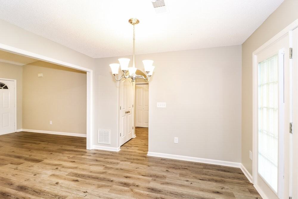 3915 Woodland Dr - Photo 6 of 16