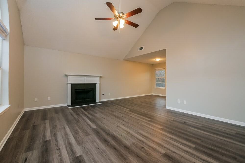 5347 Sapphire Cir - Photo 6 of 17