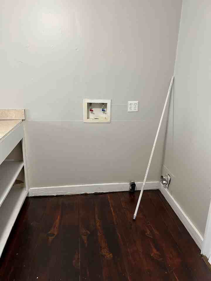 304 S Kent St #304 - Photo 4 of 8
