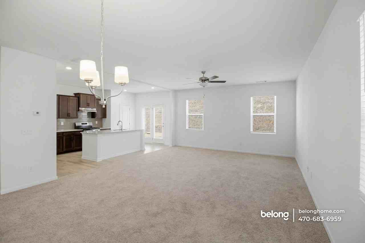 101 Parkwood Dr - Photo 7 of 23