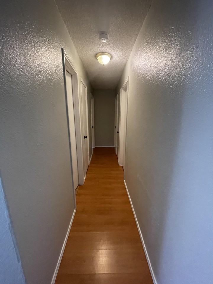 921 Nw Summercrest Blvd Apt A #1 - Photo 2 of 30