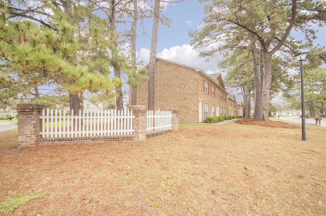 7 Anderson Ave #C - Photo 4 of 12