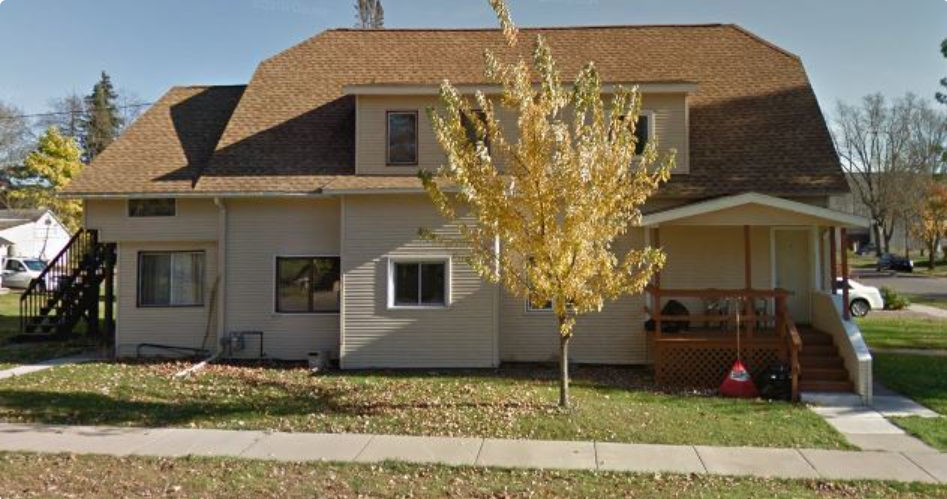 422 Walnut St #4 - Photo 3 of 22