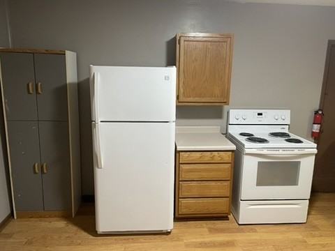 422 Walnut St #4 - Photo 4 of 22