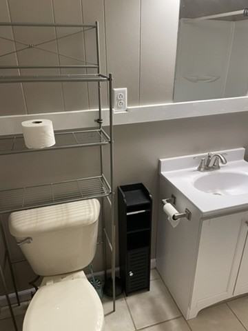 422 Walnut St #4 - Photo 5 of 22