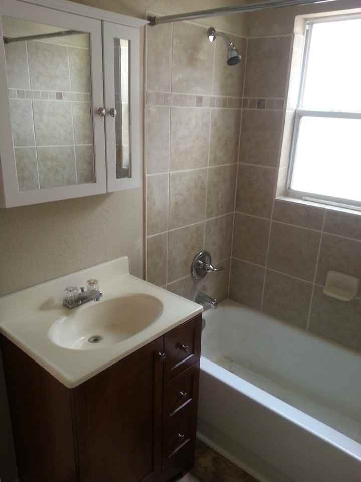 1413 Woodward St - Photo 6 of 10