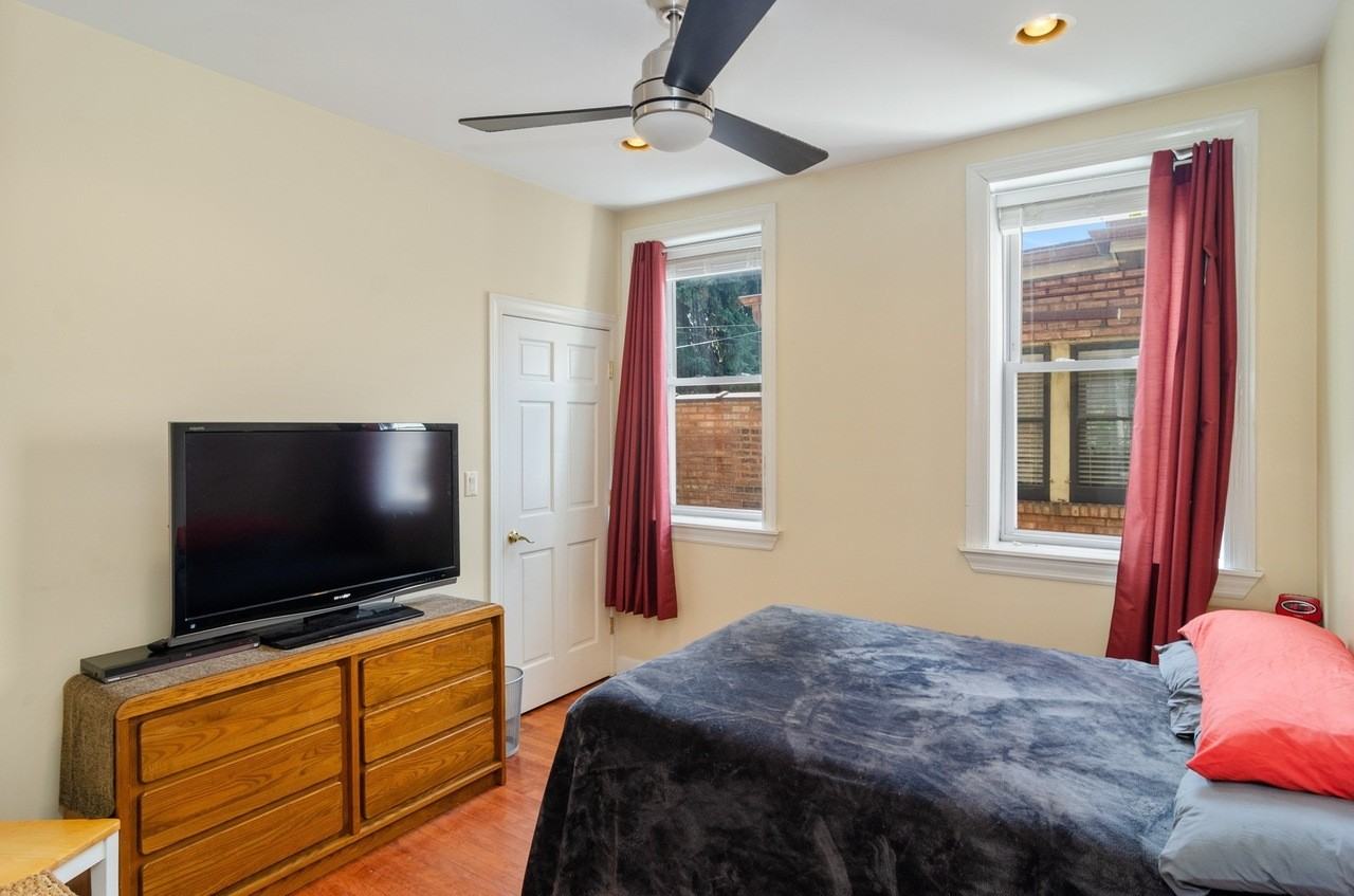 3857 N Lawndale Ave #3651-2 - Photo 4 of 8