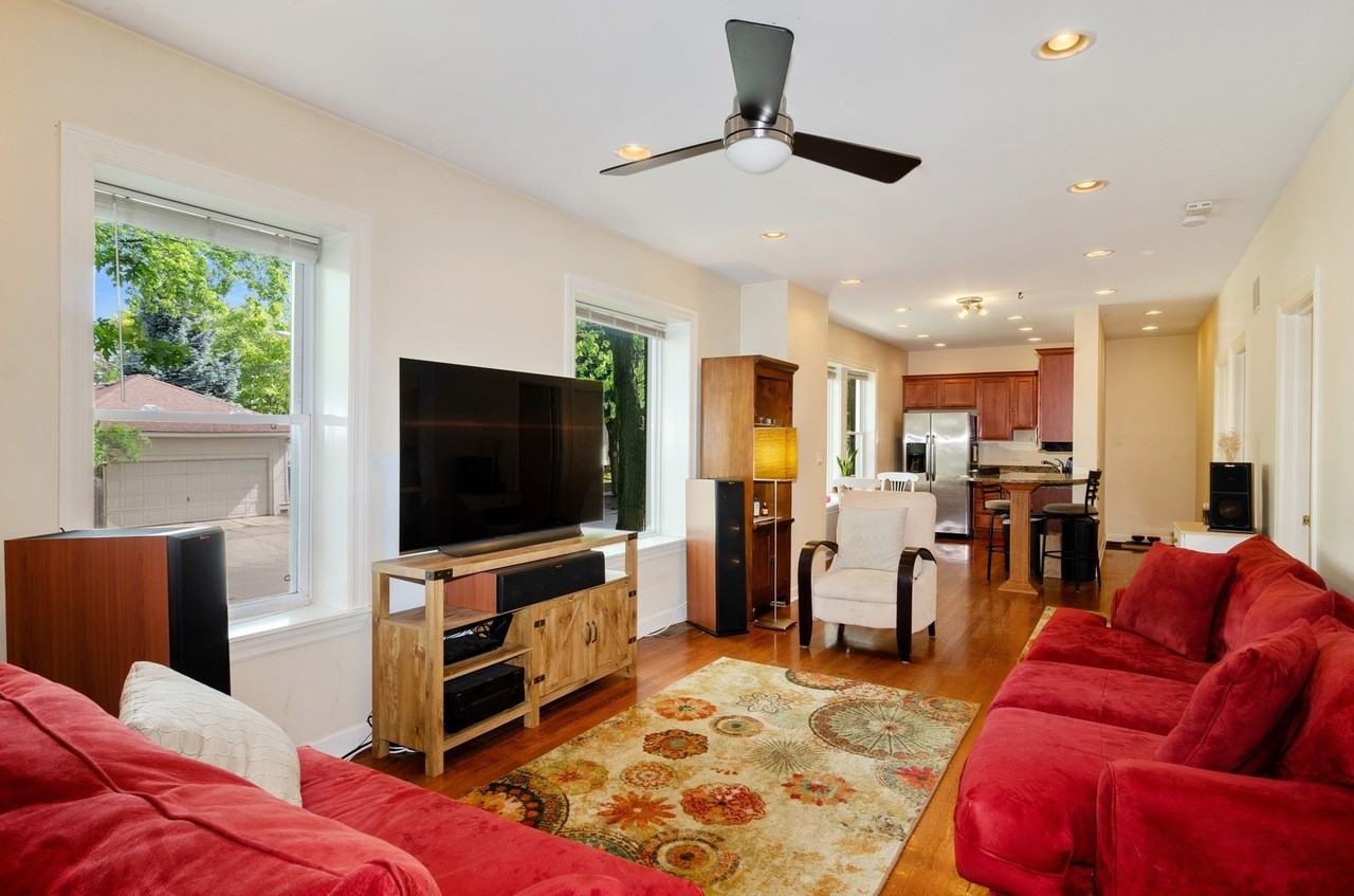 3857 N Lawndale Ave #3651-2 - Photo 7 of 8