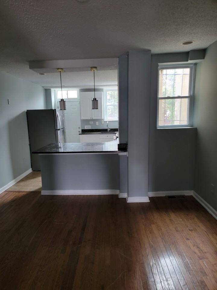 3533 W Belvedere Ave - Photo 2 of 11