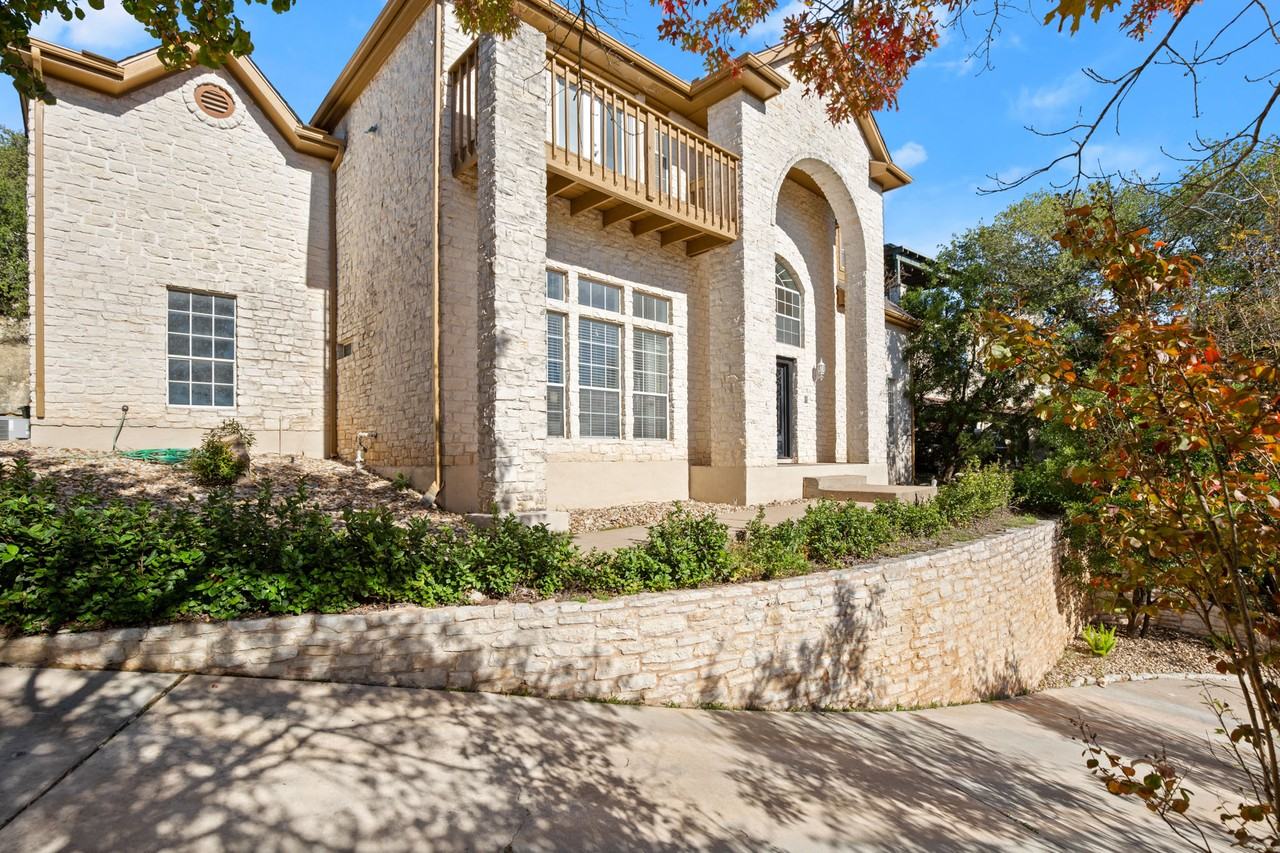 6108 Cape Coral Dr - Photo 2 of 13