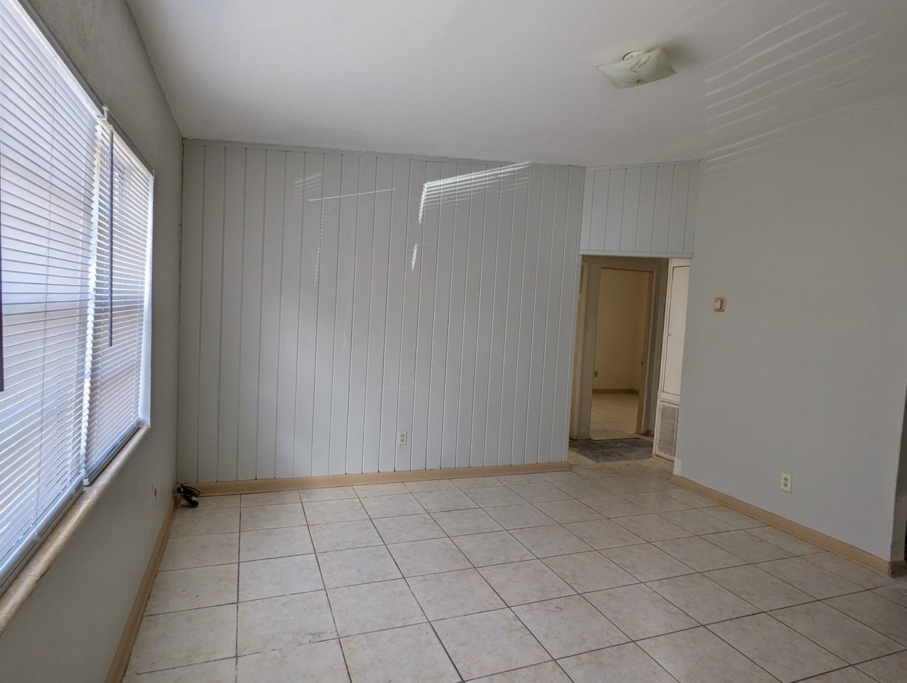 1710 Rose Blvd - Photo 2 of 7