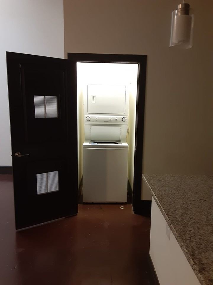 315 S Main St #202 - Photo 5 of 12