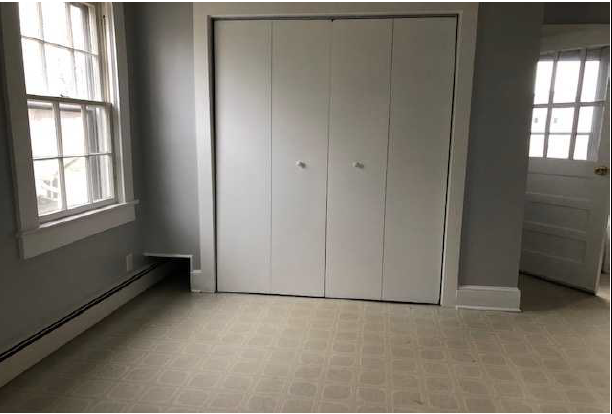 222 Virginia St - Photo 3 of 7