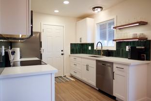 13000 Sw Walker Rd - Photo 1 of 1