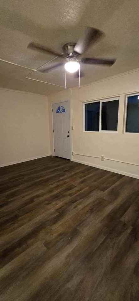 405 W Oak St #A - Photo 7 of 14