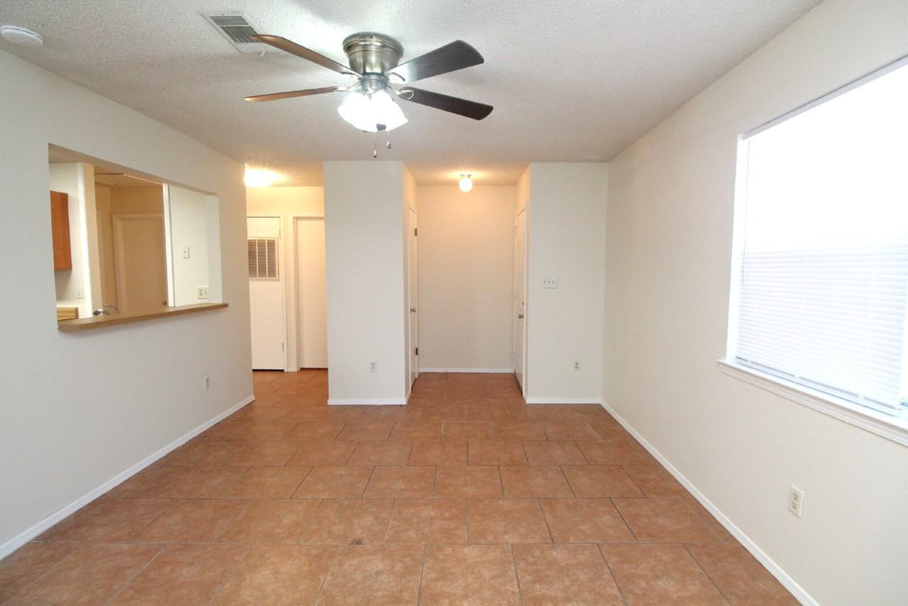 1157 Belden Ln - Photo 4 of 19