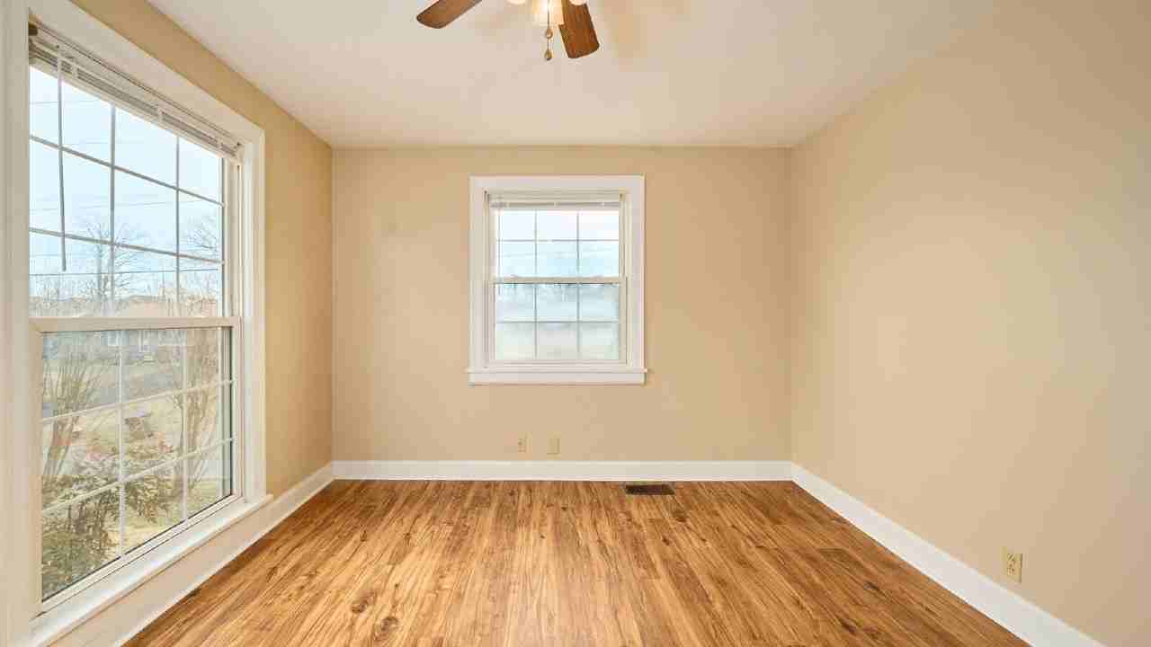 2415 N Hillcrest Dr #A - Photo 2 of 14