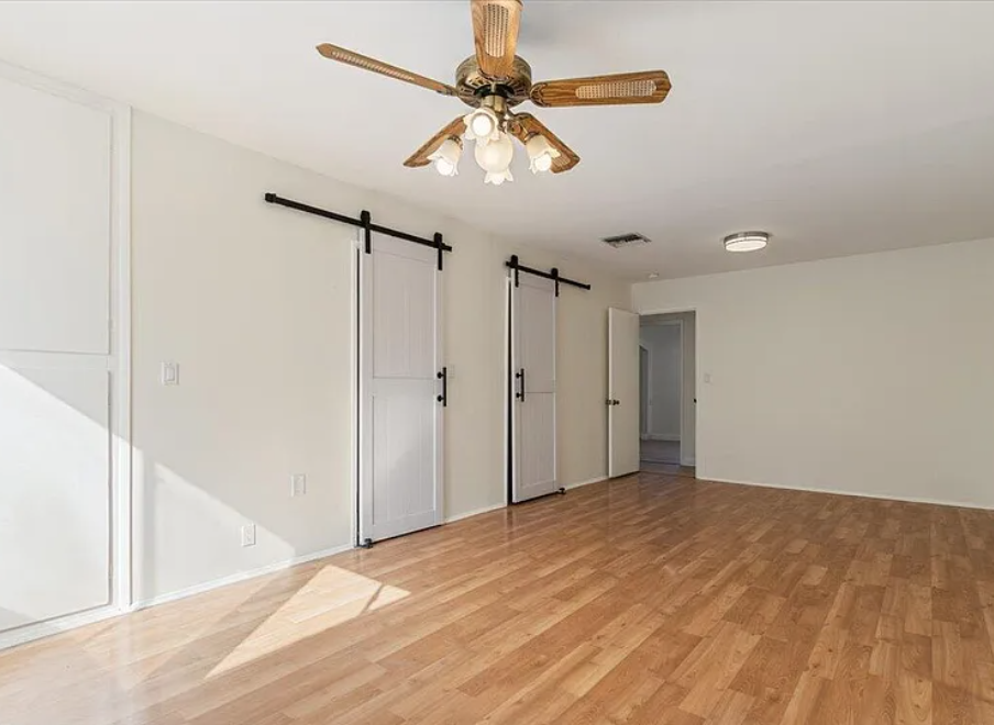 44417 12th Street West - Photo 2 of 7