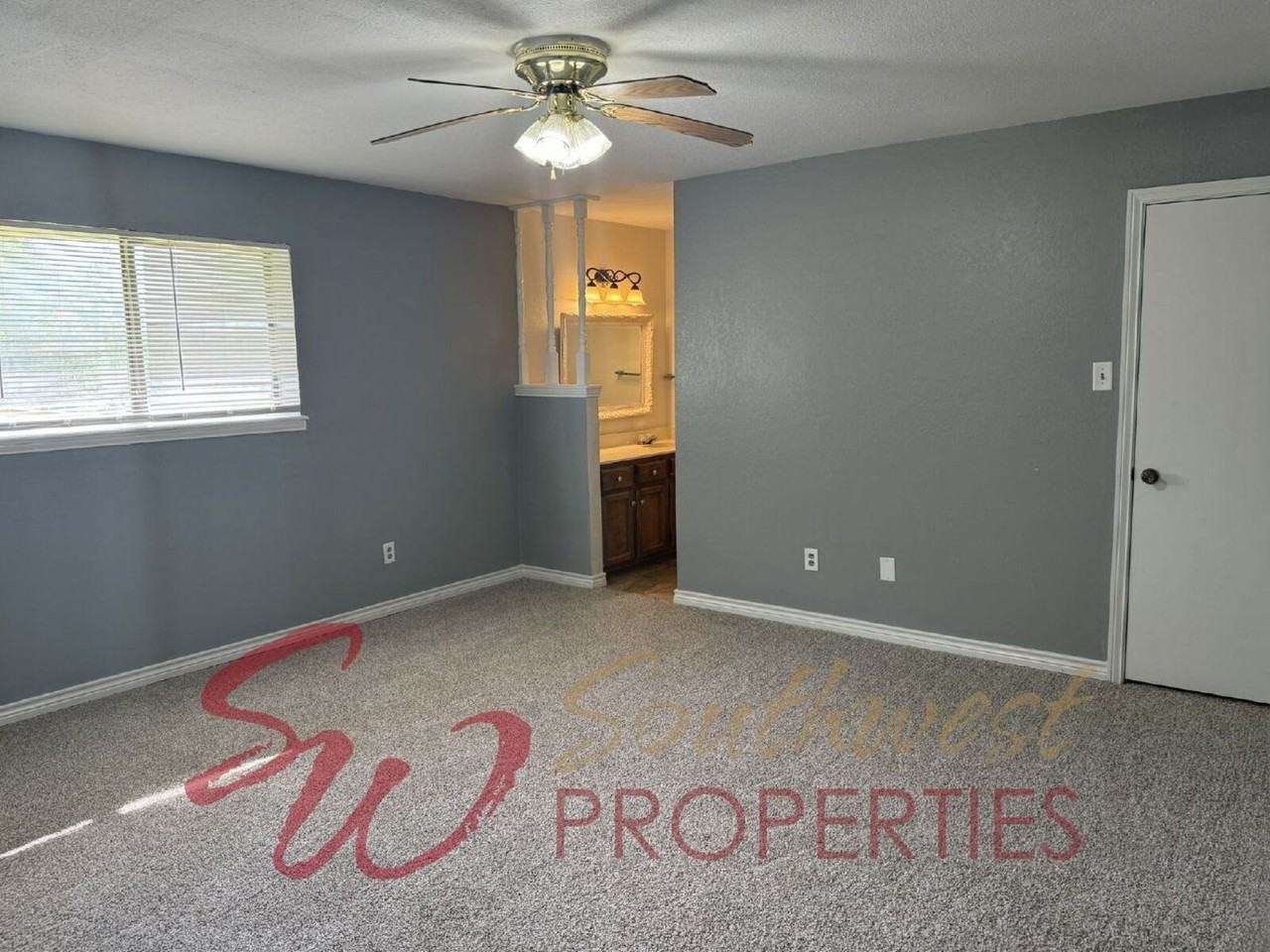 719 Diana Ln - Photo 7 of 12