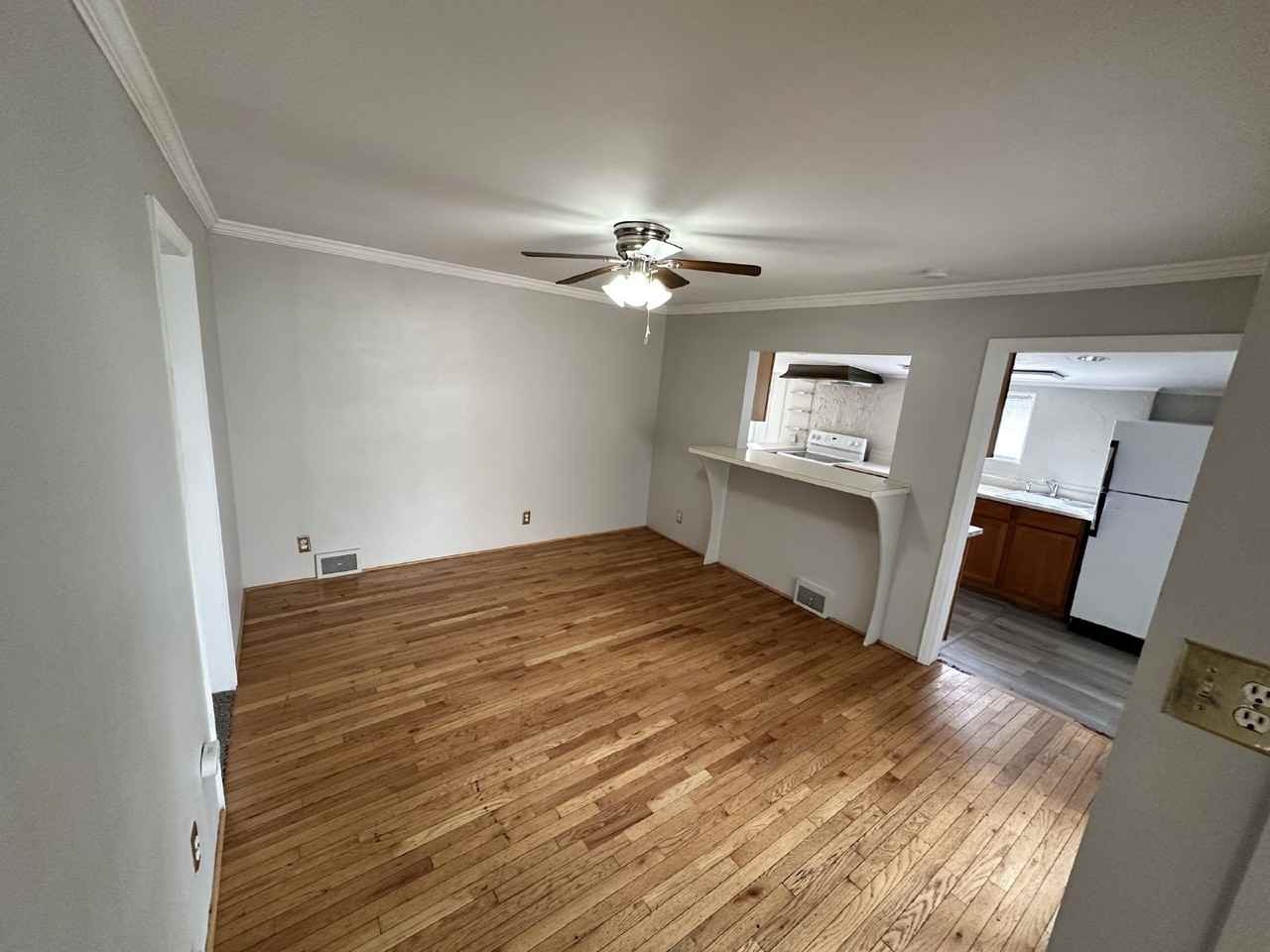 2395 E Wesley Ave - Photo 6 of 41