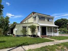 featured image of 616 Reynolds St