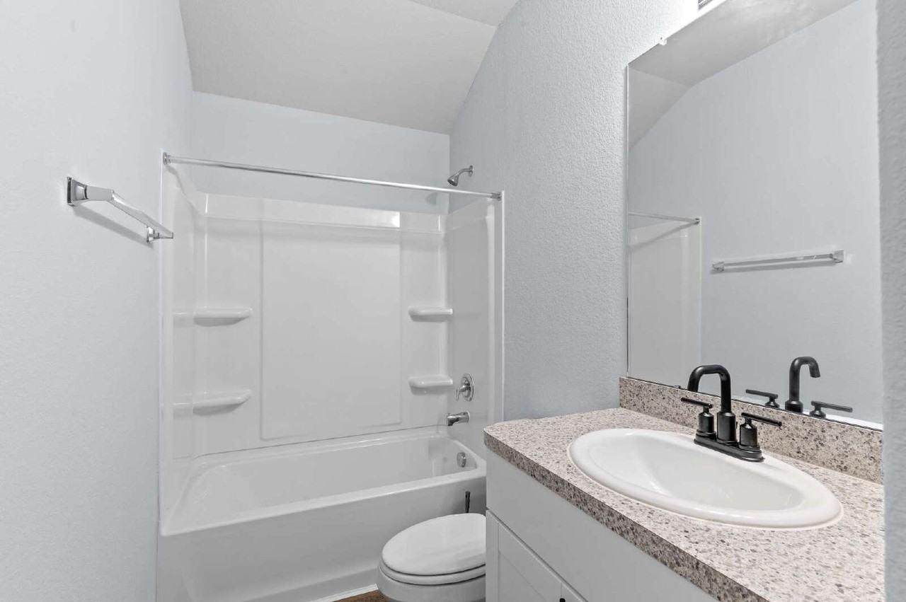 2024 Cedar Tree Ct - Photo 7 of 20