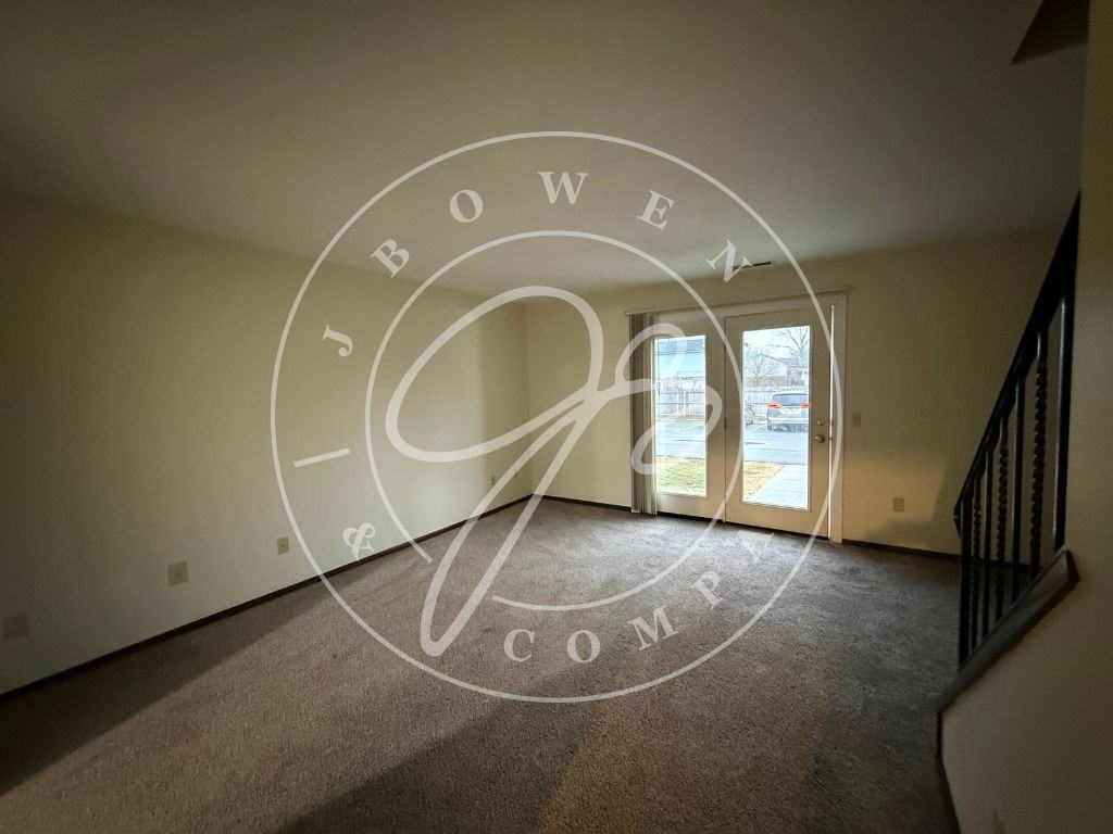 7373 Ayers Rd - Photo 3 of 10