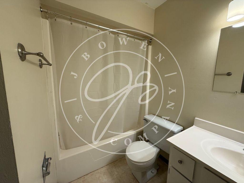 7373 Ayers Rd - Photo 7 of 10