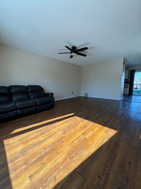 108 Imperial St - Photo 4 of 19