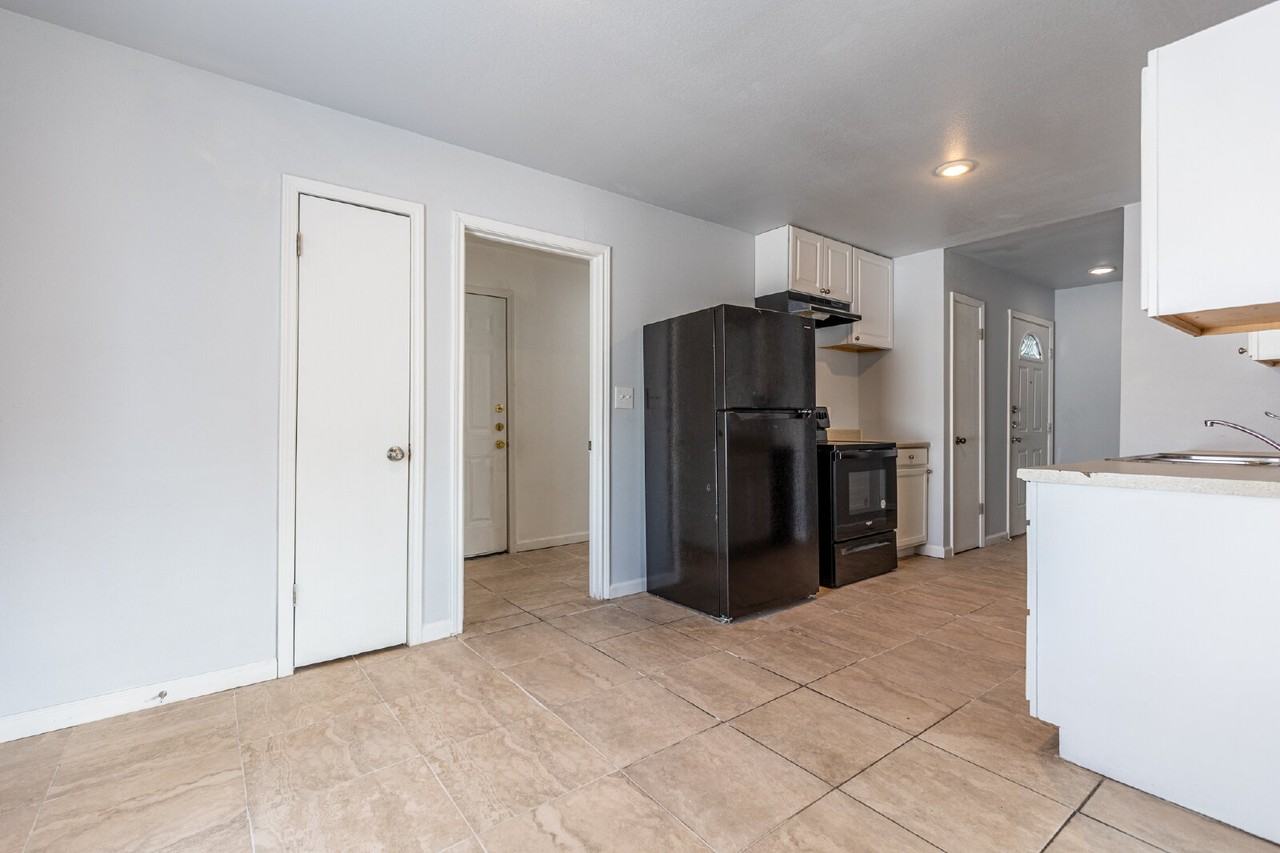 13719 Earlywood St - Photo 7 of 27