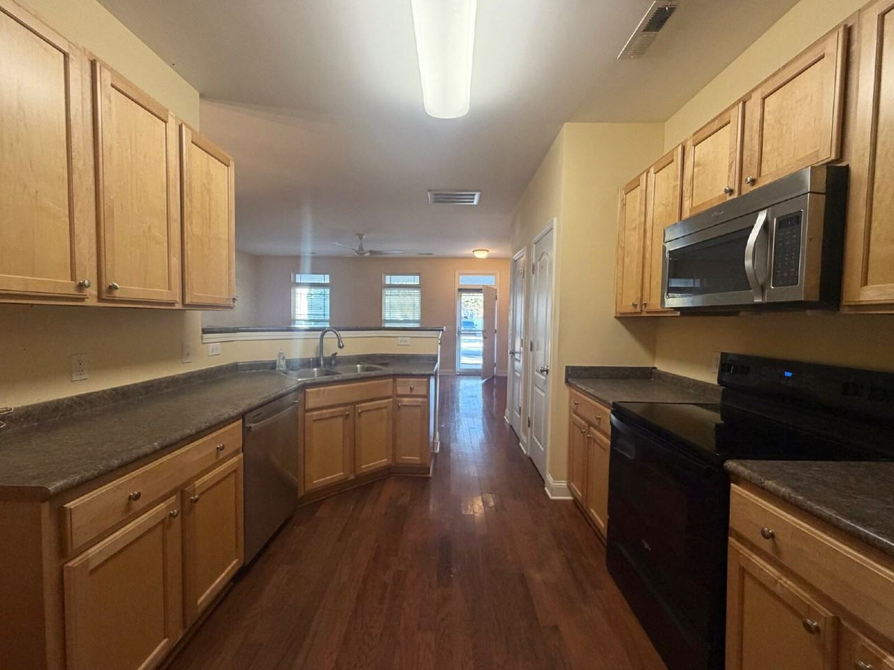 140 Heritage Pkwy - Photo 5 of 14