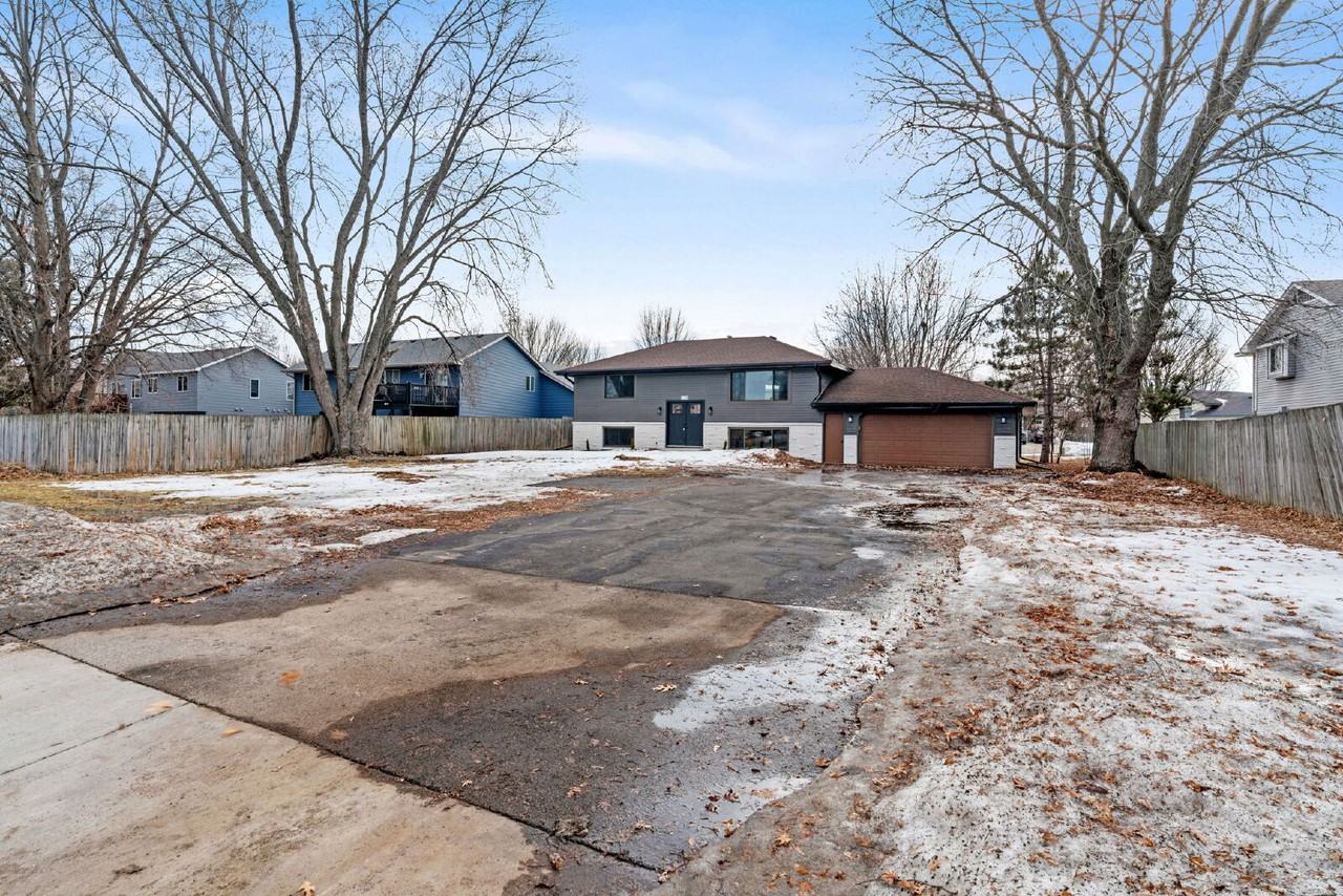 634 Main St - Photo 2 of 48